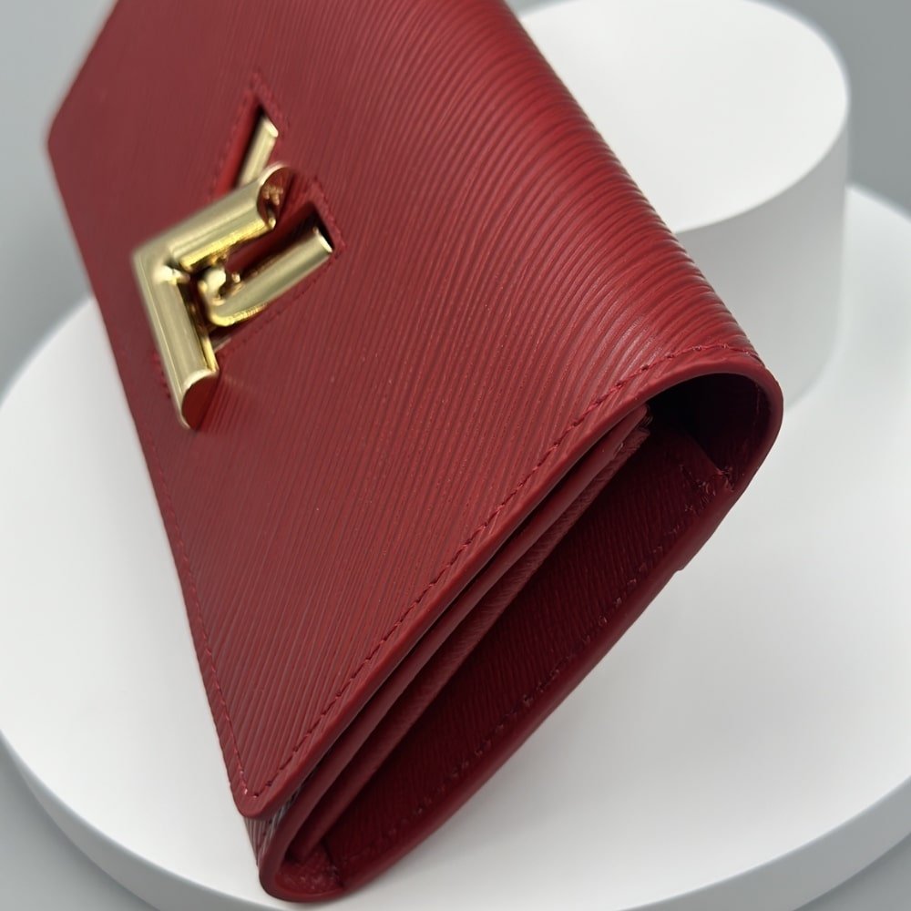 L0vis Vvtt0n Coquelicot Epi Leather Twist Wallet Red 19Cm