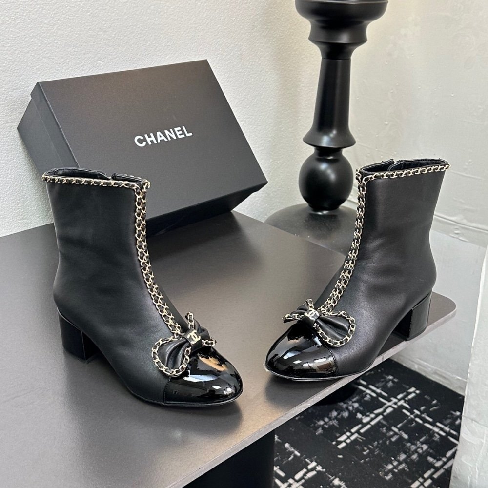 Ch**el Ribbon Chain Boots Black G45899 B17974 94305