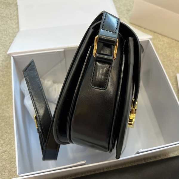 Ce1i*e Teen Besace Triomphe In Shiny Calfskin Black 110413Bf438No