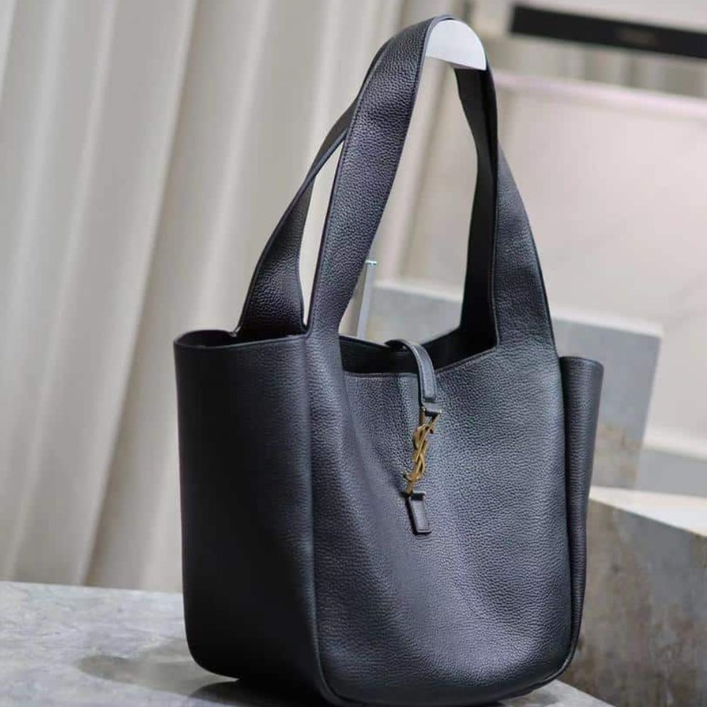 Sa1nt Lau*nt Le 5 À 7 Bea In Grained Leather Black 50Cm 763435Aaduu1000