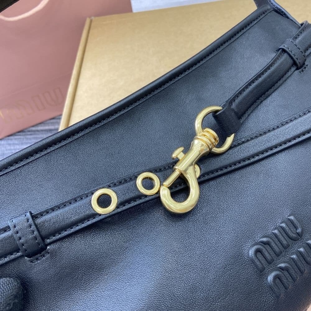 M1um1u Aventure Nappa Leather Bag Black 33Cm 5Bc181 2Bbl F0002 V Ooo