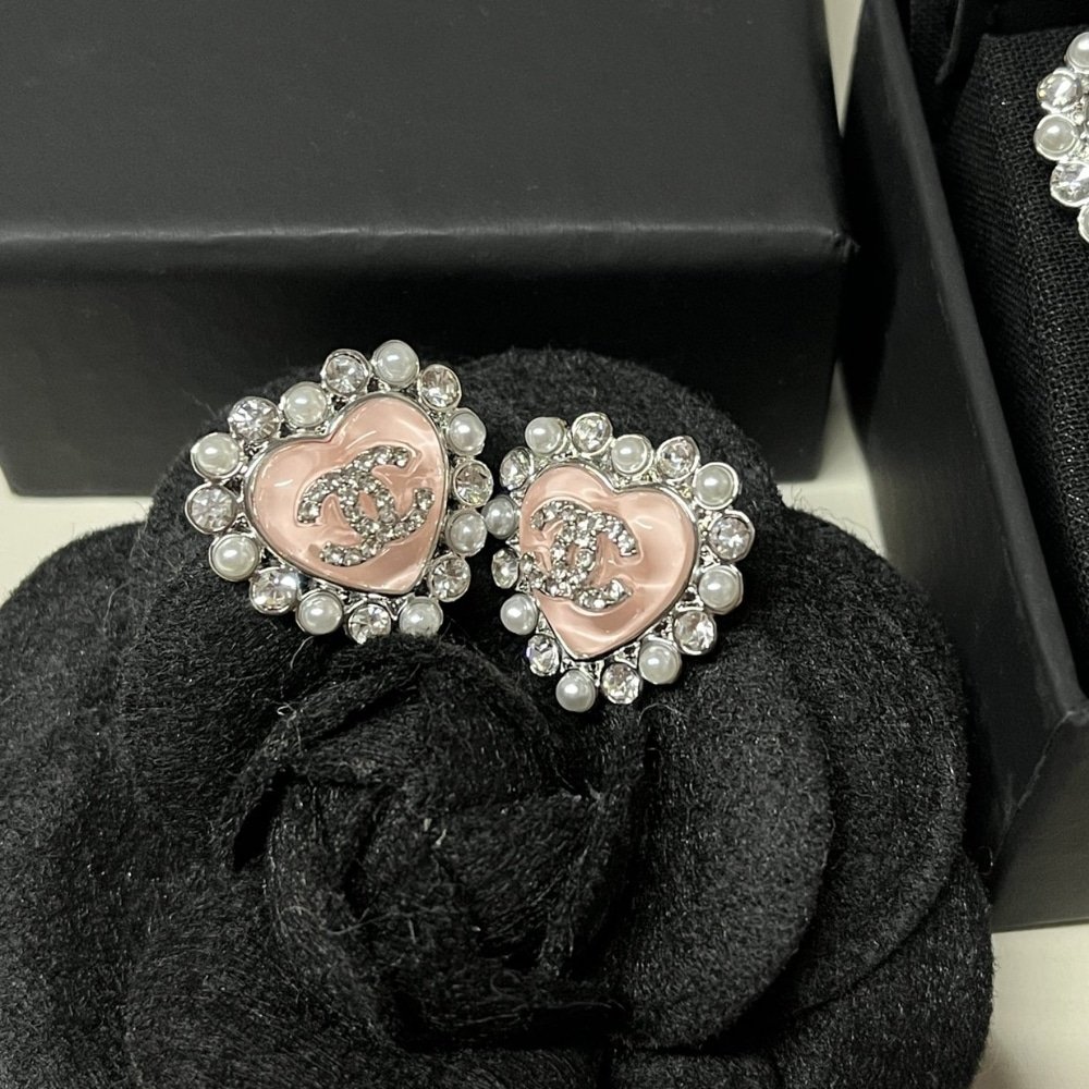 Ch**el Heart Motif And Crystal Earrings In Pink