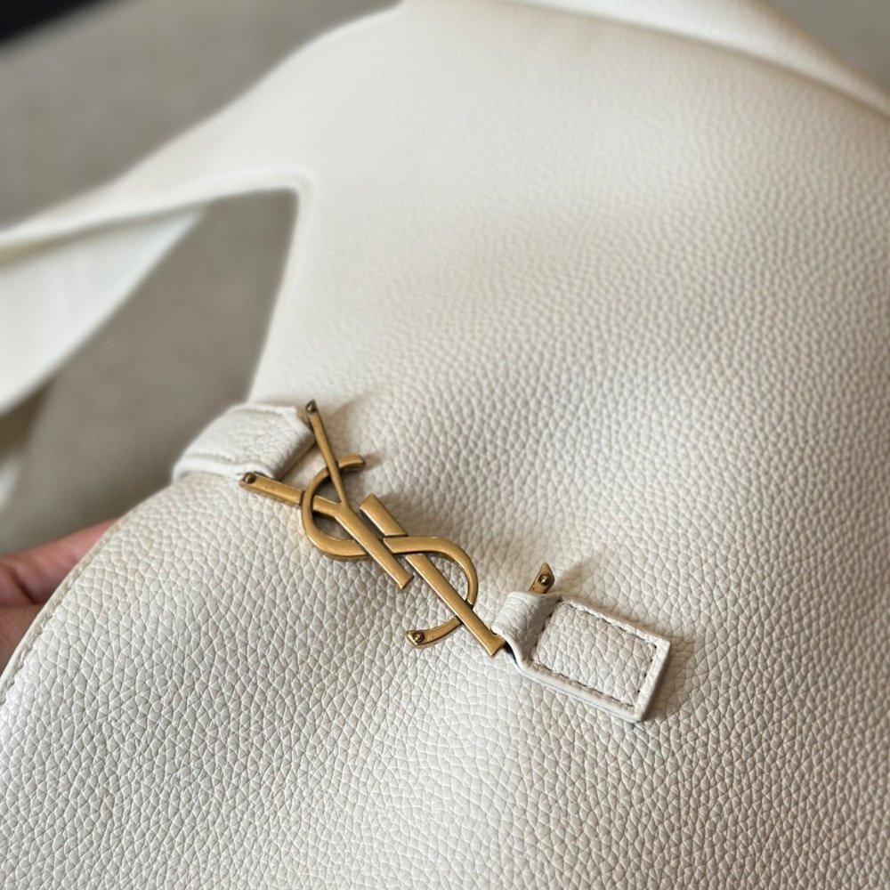 Sa1nt Lau*nt Le 5 À 7 Bea In Grained Leather White 50Cm 763435Aaddg