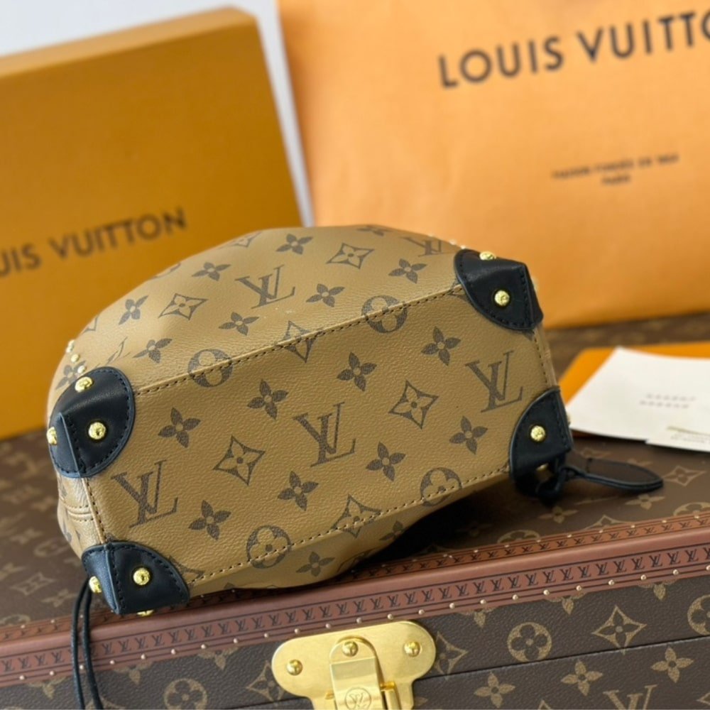 L0vis Vvtt0n Noé Trunk PM Bag Monogram Reverse Brown 20Cm M13324