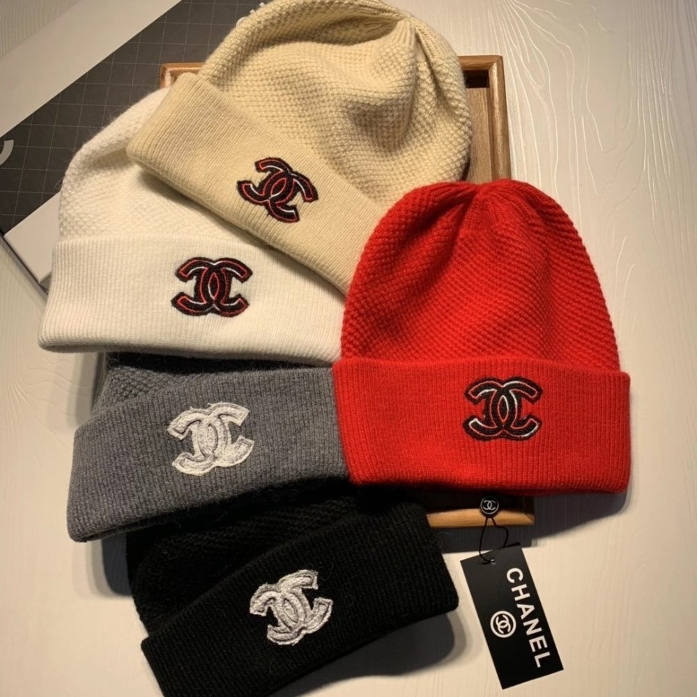 Ch**el Cc Logo Cashmere Beanie White