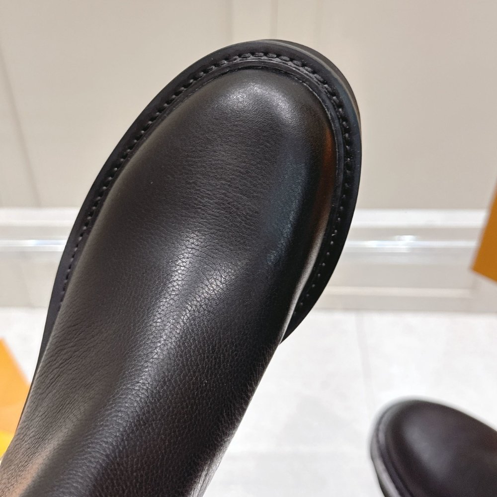L0vis Vvtt0n Lv Beaubourg Ankle Boot Black 1Aidd4