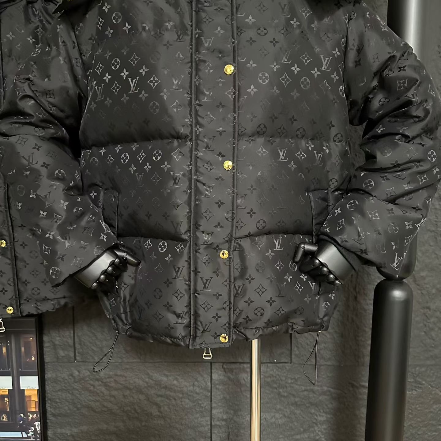 L0vis Vvtt0n Monogram Puffer Jacket Black 1Agaem